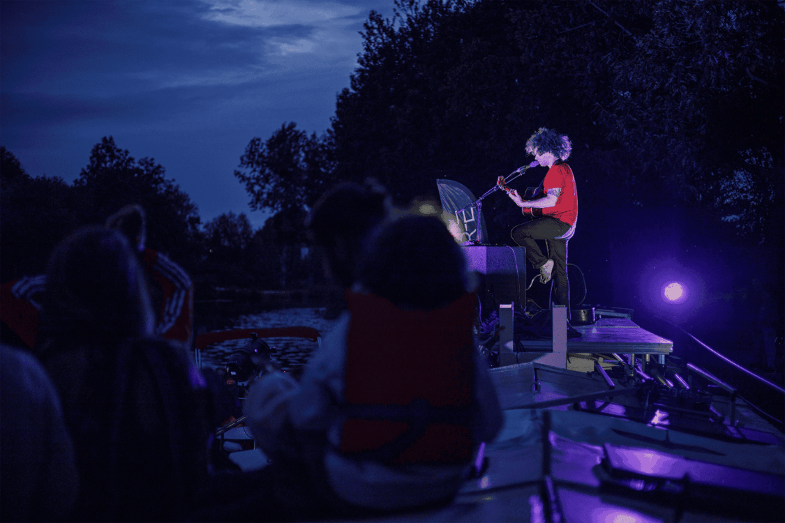 Photo de l'artiste Nosfell.