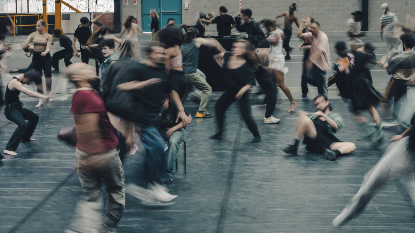 Artistes en mouvement.