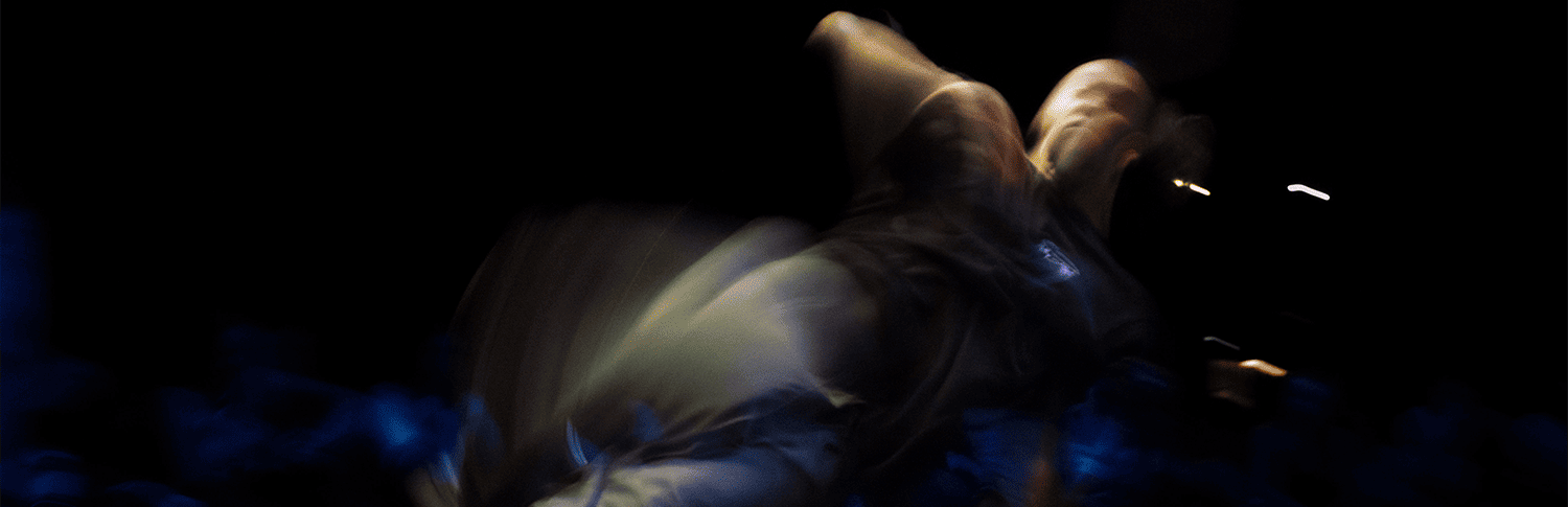 Photo d'un danceur en mouvement.